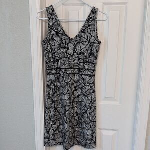 Title Nine Black and White Geometric Mini Dress